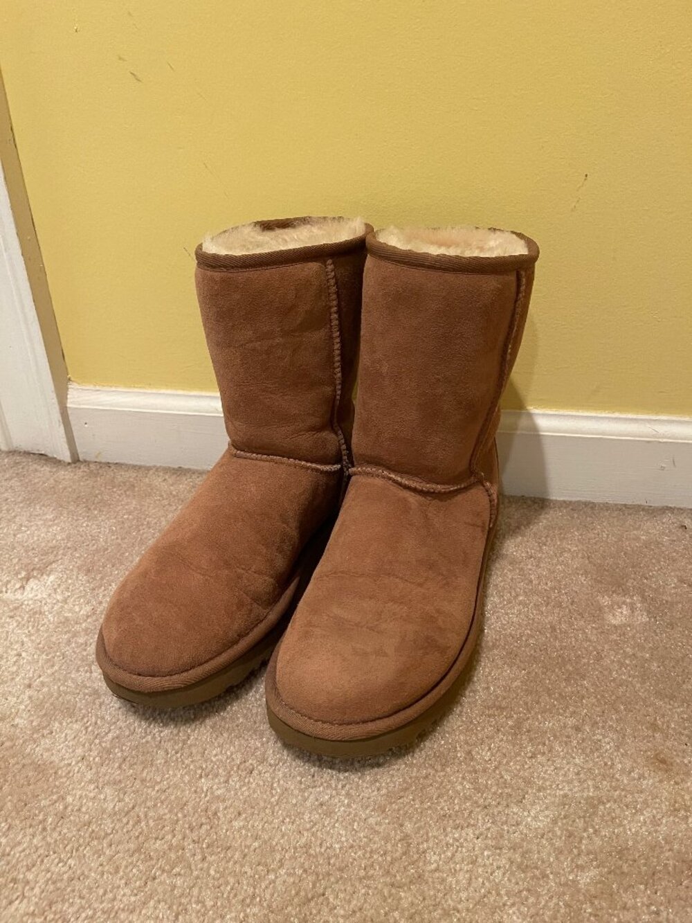 Ugg Womens Classic Short Boots